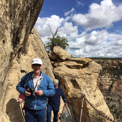 Mesa_Verde_NP-014 Narrow trail for us modern people.