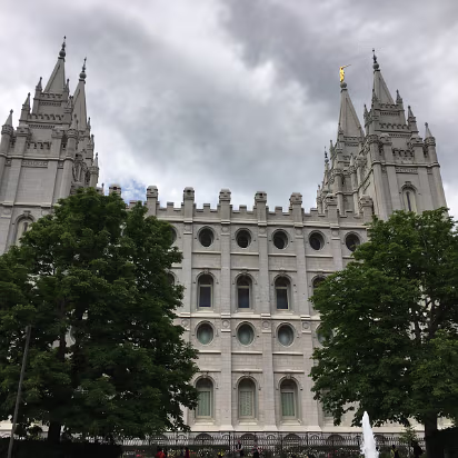 Salt_Lake_City_Area-010 The Angel Moroni stands atop the Temple.