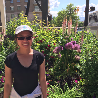 Salt_Lake_City_Area-027 The flowers are very dense and colorful.