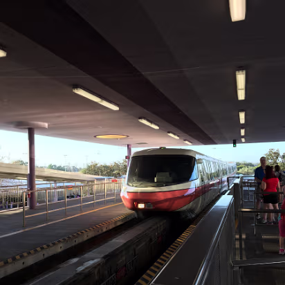 Florida_2017-004 Disney's Famous Monorail