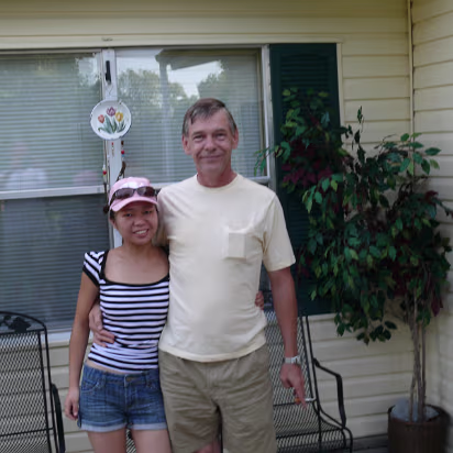 Missouri_2008-004 Hanhan & Gary on Lloyd's porch.