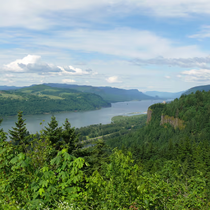 Mountain-028 From the old highway to the falls.
