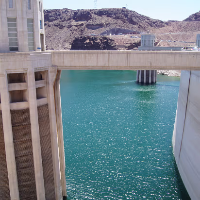 Boulder_Dam_2012-015