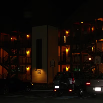 Tennessee-003 The destination hotel, at about 11 PM.