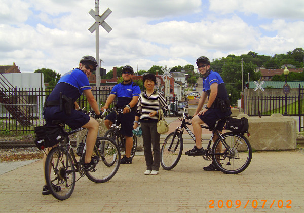 Hanibal Trip 2009 Hanibal Trip 2009 Hanhan's Parents Go To Hannibal.