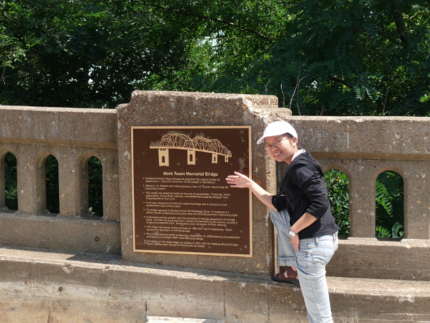 Fireworks Trip Ed, Gary, Hanhan & Jeff drove to Hannibal, Missouri to get fireworks for the Hammer Family annual celebration.